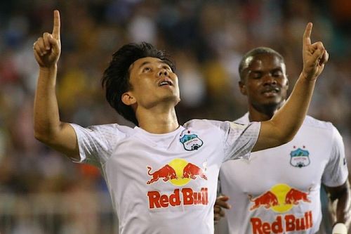 Nhận định HAGL vs Bình Dương, 17h00 ngày 3/12: Đổi tên, thay số phận?