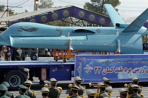 Hải quân Mỹ chặn máy bay không người lái Iran ở Vịnh Ba Tư