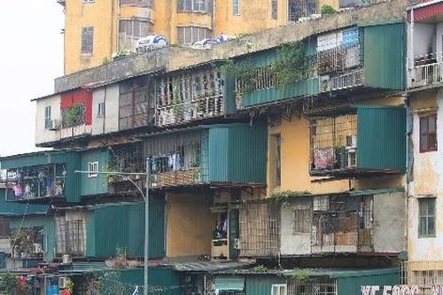 Tháo dỡ 'chuồng cọp', người dân tự mở lối thoát nạn thứ 2 khi xảy ra cháy nổ