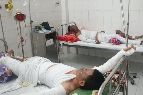 Cà Mau: Nổ buồng máy trên ghe biển, ba ngư dân bị bỏng nặng