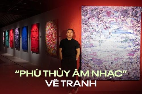 Bất ngờ với triển lãm đầu tay của Hoàng Touliver