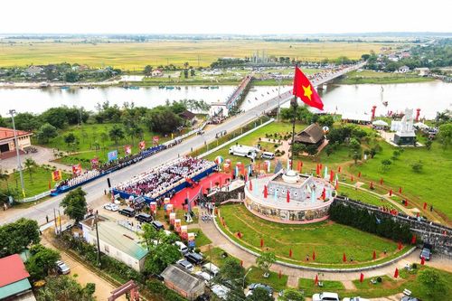 Chung tay kiến tạo thế giới hòa bình