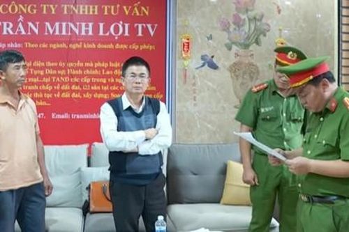 Facebooker Trần Minh Lợi bị bắt vì đăng bài vu khống Chánh án huyện