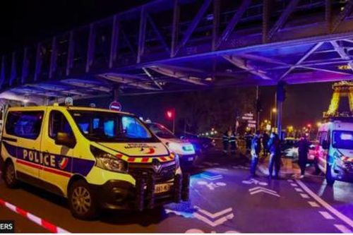 Tấn công khủng bố ở Paris khiến nhiều người thương vong