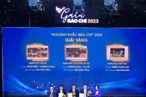 Gala Báo chí 2023 và trao giải 'Khoảnh khắc Báo chí 2022'