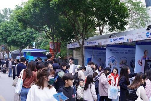 Ngân hàng Woori Việt Nam đồng hành cùng sự kiện Con đường hữu nghị Việt - Hàn 2023