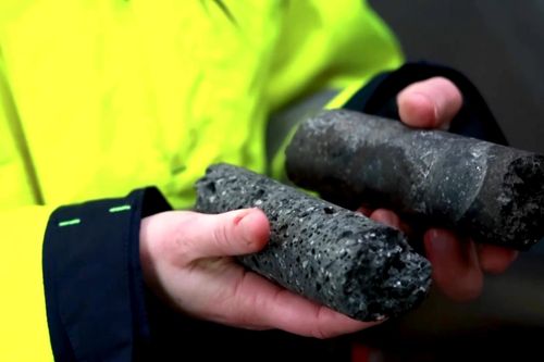 Iceland: Biến khí thải CO2 trở thành đá