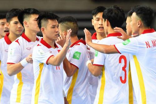 Chân sút 'phủi' ghi bàn đẳng cấp giúp ĐT Việt Nam giành 2 chiến thắng lịch sử ở châu Á và World Cup
