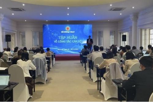 Bộ Ngoại giao tập huấn về công tác cán bộ