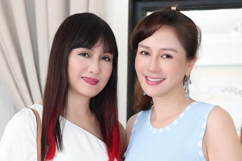 Hoa hậu Đàm Lưu Ly đọ sắc 'nữ hoàng ảnh lịch' Hiền Mai