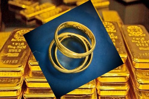 Chuyên gia lý giải 'cơn sốt' vàng và lời khuyên với người mua