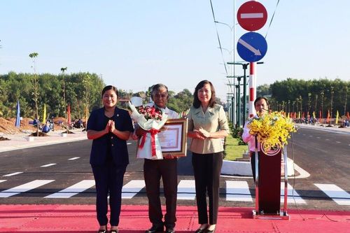 Bình Phước: Hiến đất vàng để đường rộng mở