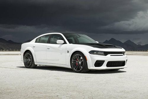 Top 10 xe coupe bán chạy nhất thế giới: Dodge Charger đầu bảng