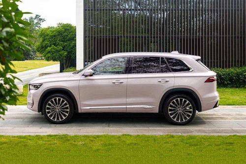 SUV 'chất như nước cất', động cơ tăng áp, tiết kiệm xăng, giá 550 triệu đồng, cạnh tranh Honda CR-V