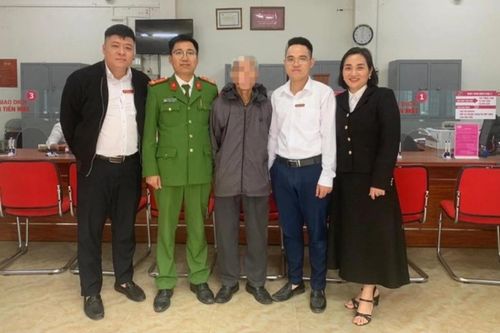 Cụ ông suýt mất nửa tỷ đồng sau cuộc điện thoại, Công an cảnh báo chiêu lừa đảo quen thuộc