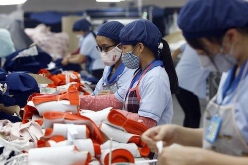 Doanh nghiệp lao đao vì chi phí kinh doanh