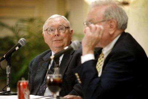 Bí quyết sống lâu và hạnh phúc của Charlie Munger