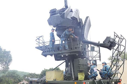 'Rèn cán, luyện quân'
