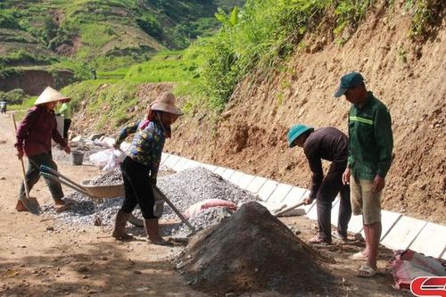 Quỳnh Nhai đầu tư xây dựng kết cấu hạ tầng nông thôn