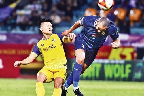 Thép Xanh Nam Định củng cố ngôi đầu, Hà Nội FC thua trên sân nhà