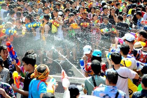 Thái Lan sẽ biến Lễ hội té nước Songkran thành lễ hội toàn cầu