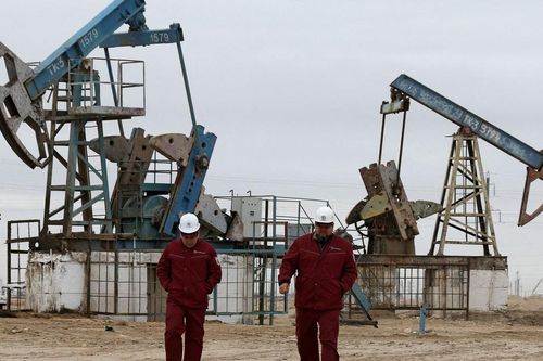 Giá xăng dầu hôm nay 04/12: OPEC+ đối mặt bất đồng nội bộ
