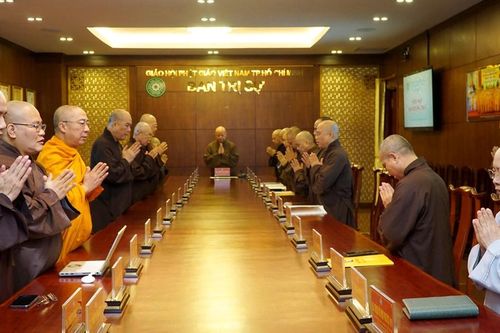 Ban Thường trực Ban Trị sự GHPGVN TP.HCM họp chuẩn bị cho khóa huân tu tại Việt Nam Quốc Tự