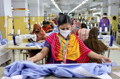 Nỗi đau lương thấp của công nhân ở 'cường quốc dệt may'