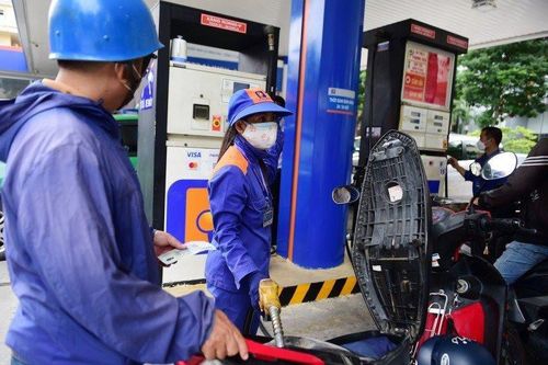 Nếu quy định chiết khấu cho bán lẻ xăng dầu sẽ hạn chế sự cạnh tranh