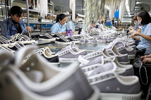 PMI ngành sản xuất Việt Nam tháng 11 dưới ngưỡng 50 điểm