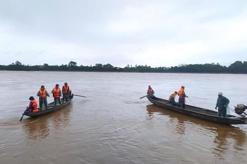Sau 3 ngày tìm kiếm, thi thể người đàn ông ngã xuống sông đã được tìm thấy