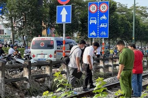 TP.Thủ Đức: Tàu hỏa tông tử vong người đàn ông lúc sáng sớm