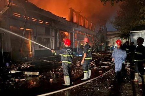 Kỳ 1: Những quả 'bom nổ chậm' trong khu dân cư