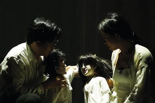 Nhà văn Vũ Hoàng Hoa: Viết là một cuộc gỡ rối tơ lòng