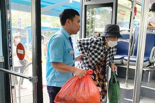 Để xe buýt là lựa chọn hàng đầu