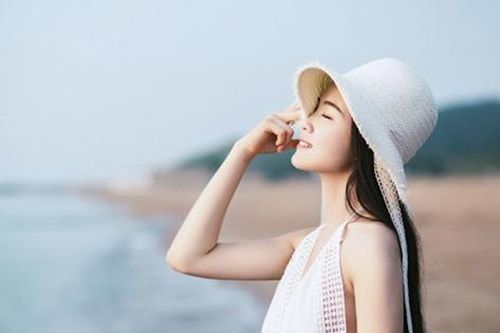 Đích đến tốt nhất của người phụ nữ sau ly hôn không phải là tái hôn mà là 4 chữ này