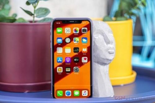 Giá iPhone 11, 12 mới nhất: Giảm kỷ lục, có loại còn được coi là 'vua giá rẻ' ở Việt Nam