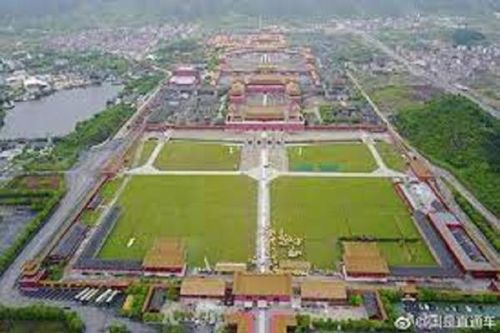 Phim trường lớn nhất hành tinh