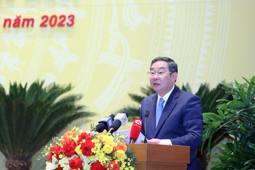 Chỉ rõ những tồn tại, hạn chế trong công tác chỉ đạo, điều hành năm 2023 của UBND TP Hà Nội