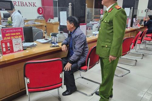Đề xuất khen thưởng cán bộ Ngân hàng ngăn chặn thành công vụ lừa đảo