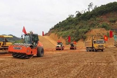 Bộ đội Trường Sơn trên công trình Krông Pách thượng