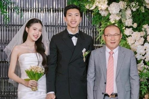 Báo Hàn Quốc viết về đám cưới Văn Hậu - Hải My