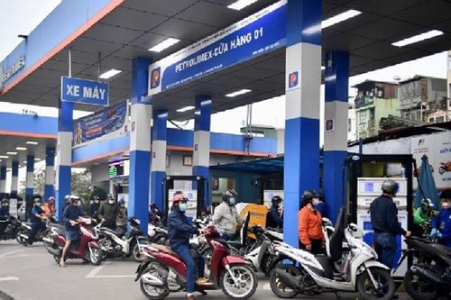 Quy định xuất hóa đơn điện tử mỗi lần bán lẻ: Doanh nghiệp xăng dầu 'kêu khó'