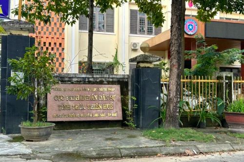 Cục trưởng Thi hành án dân sự Thừa Thiên Huế điều động, bổ nhiệm nhiều cán bộ sai quy định