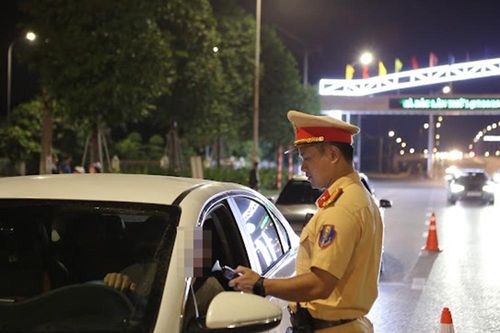Xử lý 2.000 tài xế dính ma túy sau chiến dịch tuần tra 24/24