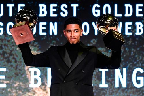 Bellingham lập kỳ tích Cậu bé vàng, hết lời cảm ơn Ancelotti