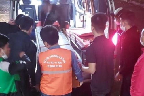 Một nam thanh niên bị đối thủ dùng kéo đâm tử vong