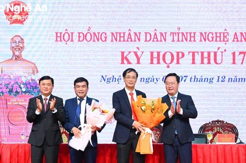 HĐND tỉnh Nghệ An miễn nhiệm, bầu bổ sung Ủy viên UBND tỉnh nhiệm kỳ 2021-2026