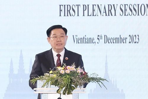 Toàn văn bài phát biểu của Chủ tịch Quốc hội Vương Đình Huệ tại Hội nghị CLV