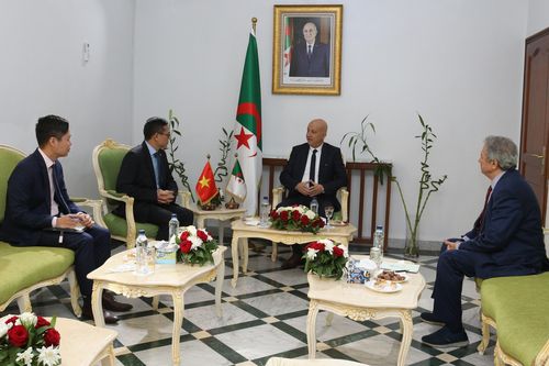 Thúc đẩy hợp tác thông qua kênh đảng giữa Việt Nam và Algeria